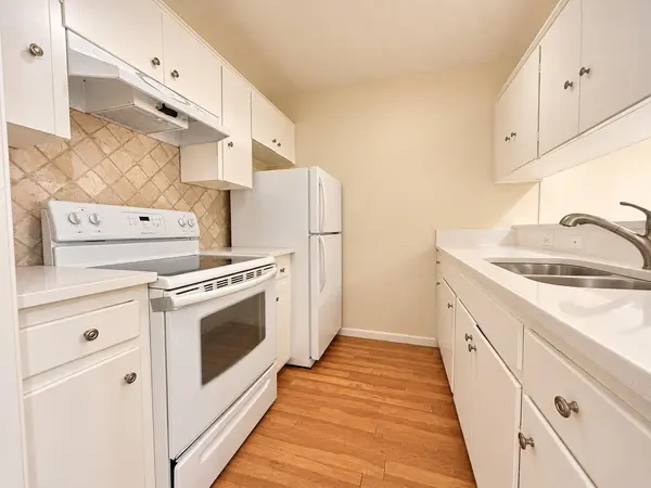 5001 Bull Creek RD #124, Austin, TX 78731