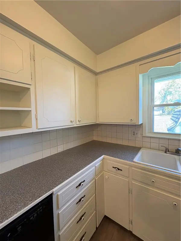303 E Truman AVE, Clinton, MO 64735