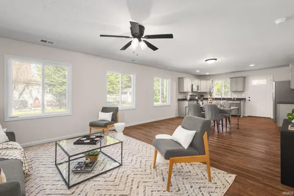 214 N Brookfield ST, South Bend, IN 46628