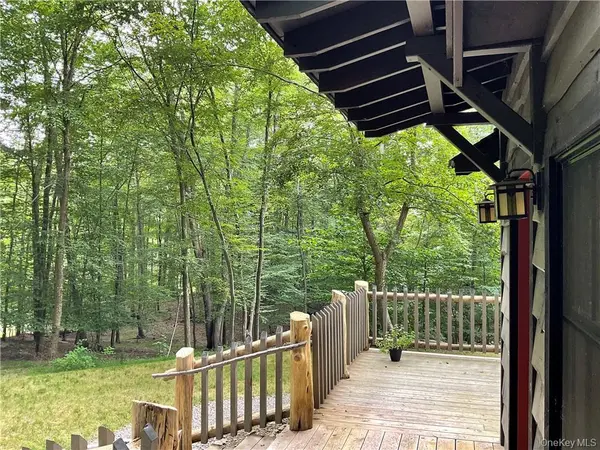 44 Trail of the Hemlocks, Putnam Valley, NY 10579
