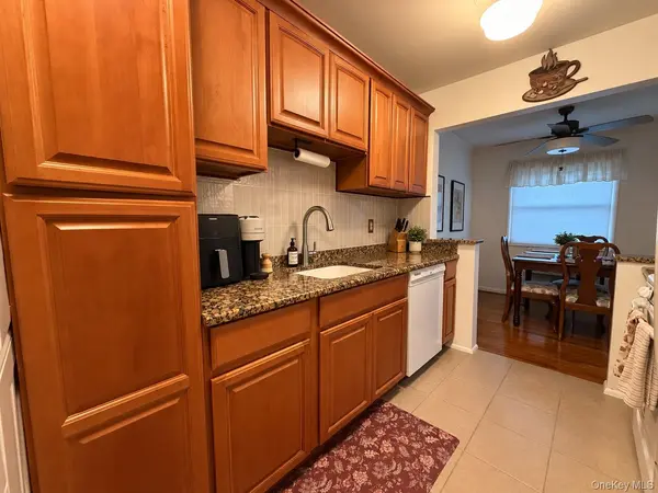 3 Church Lane #O, Valley Cottage, NY 10989