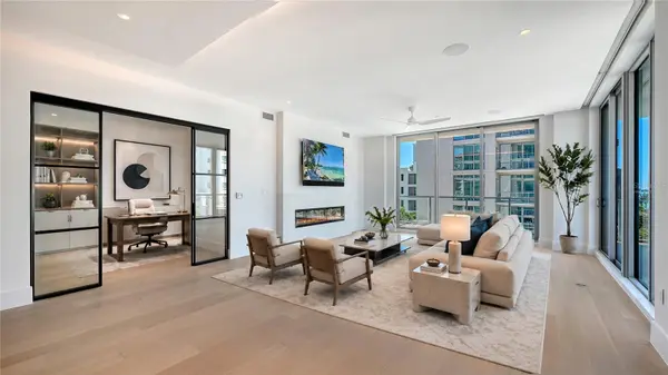 253 GOLDEN GATE PT #401, Sarasota, FL 34236