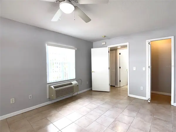 902 ORCHID DR, Davenport, FL 33897