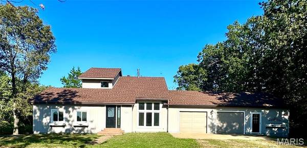 3346 Ahrens RD, Owensville, MO 65066
