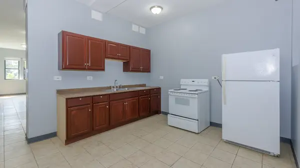 6903 S Paxton AVE #G, Chicago, IL 60649