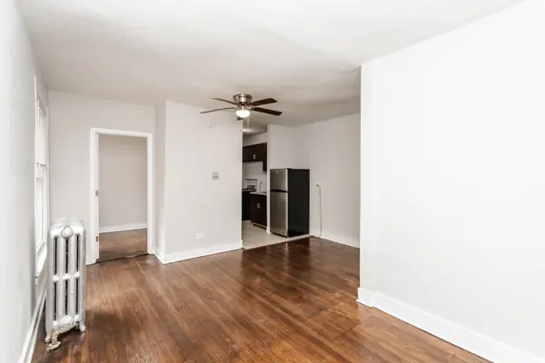 6949 S Paxton AVE #3C, Chicago, IL 60649