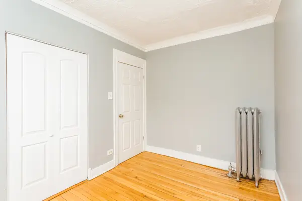 6959 S Paxton AVE #3A, Chicago, IL 60649
