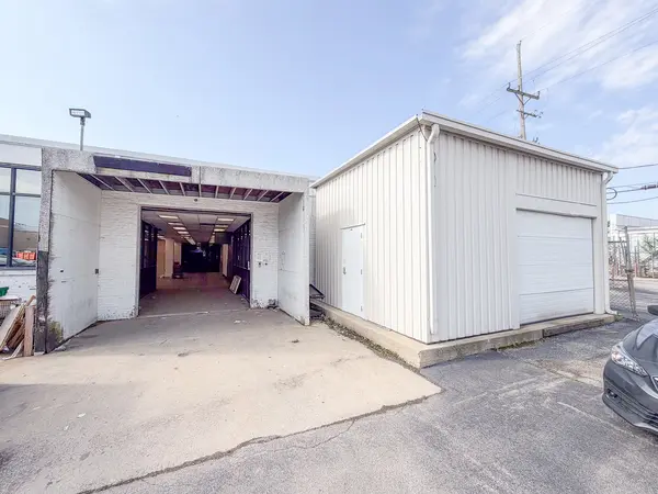 7444 W Wilson AVE, Harwood Heights, IL 60706