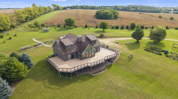 14949 Saunders RD, Pecatonica, IL 61063