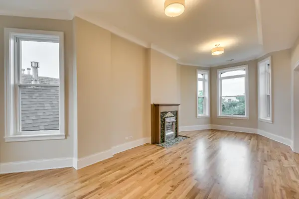 2441 W Cortland ST #1, Chicago, IL 60647