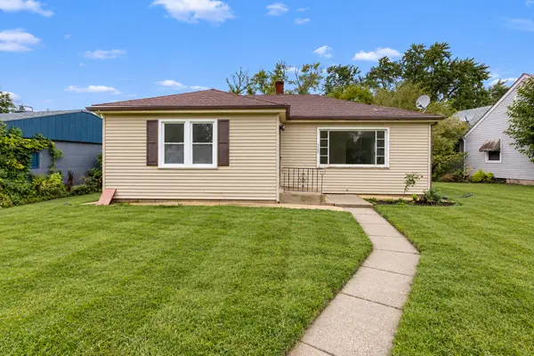 2922 Hillside CT, Rockford, IL 61108