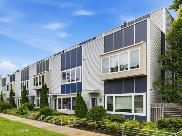 3573 W Wabansia AVE, Chicago, IL 60647