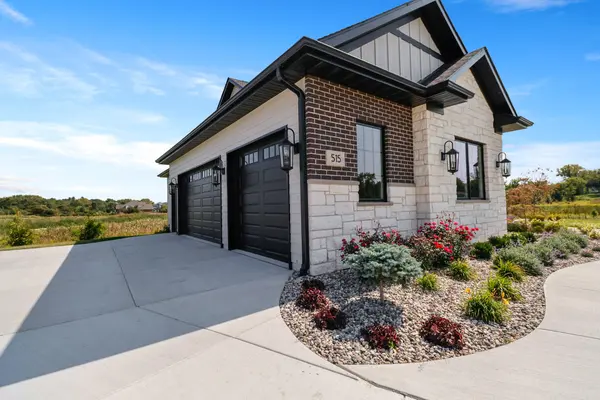 515 Meadow Brooke LN, Dyer, IN 46311