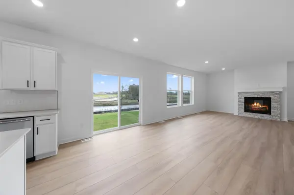 7621 Lotus LN, Lino Lakes, MN 55038