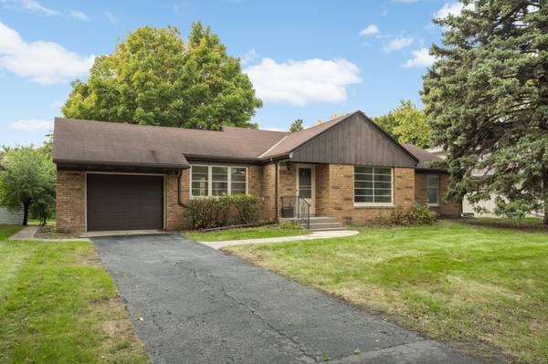 2622 Salem AVE, Saint Louis Park, MN 55416