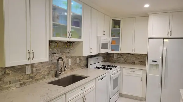 14054 Heywood PATH, Apple Valley, MN 55124