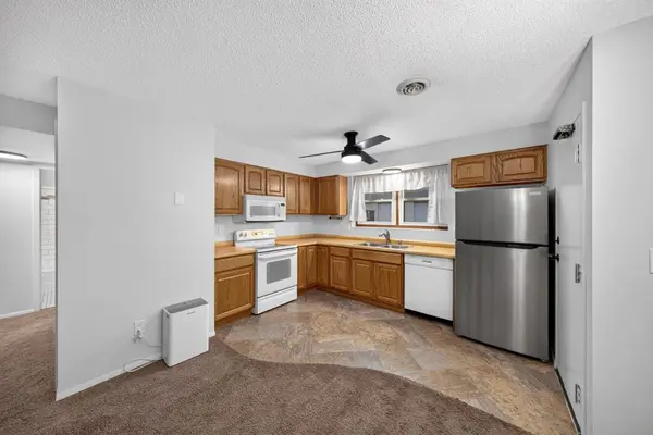 1903 Greenview PL SW #1, Rochester, MN 55902