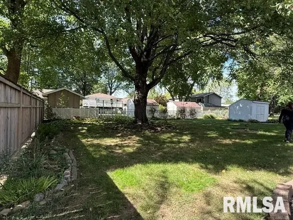 2211 S KATHY LN, Bartonville, IL 61607