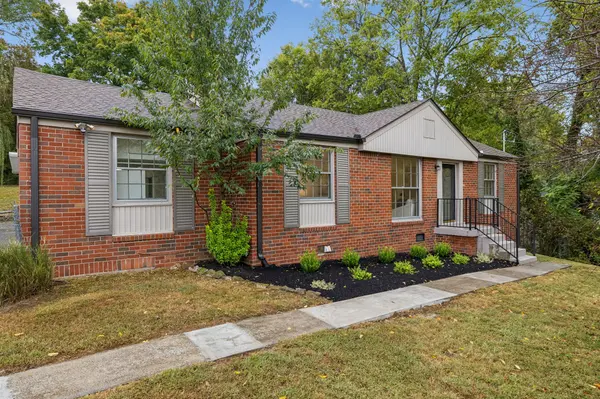 4840 Lynn Dr, Nashville, TN 37211