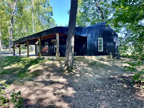 3424 Dobbins Pike, Portland, TN 37148