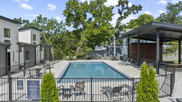 224 Vacation LN #3, Reeds Spring, MO 65737