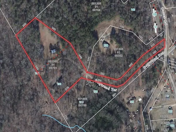 130 Dogwood TER, Marietta, SC 29661