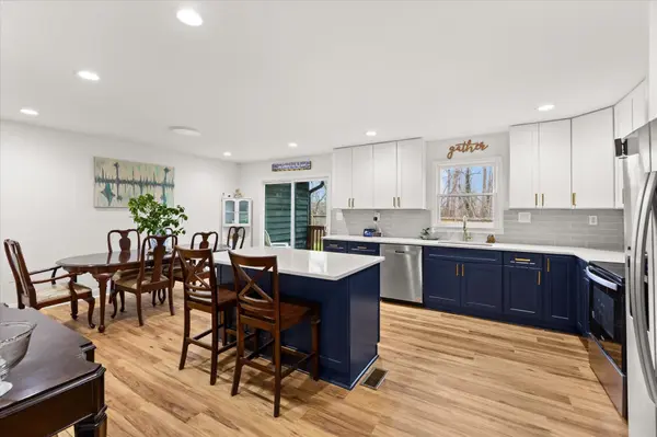 130 Dogwood TER, Marietta, SC 29661
