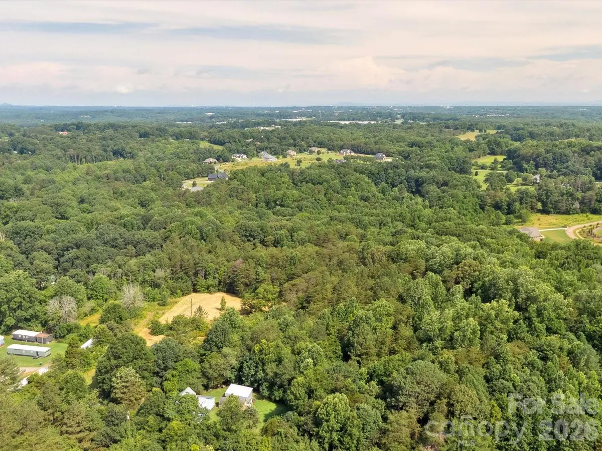 1148 Fye DR, Newton, NC 28658