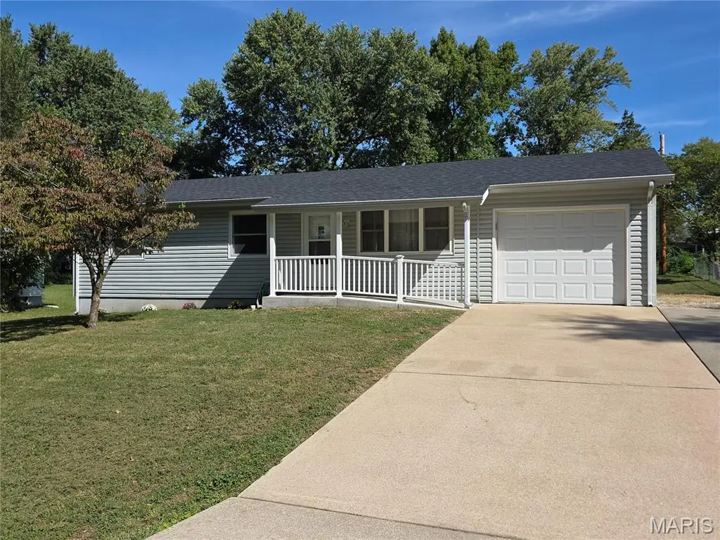 205 Midland DR, Wright City, MO 63390