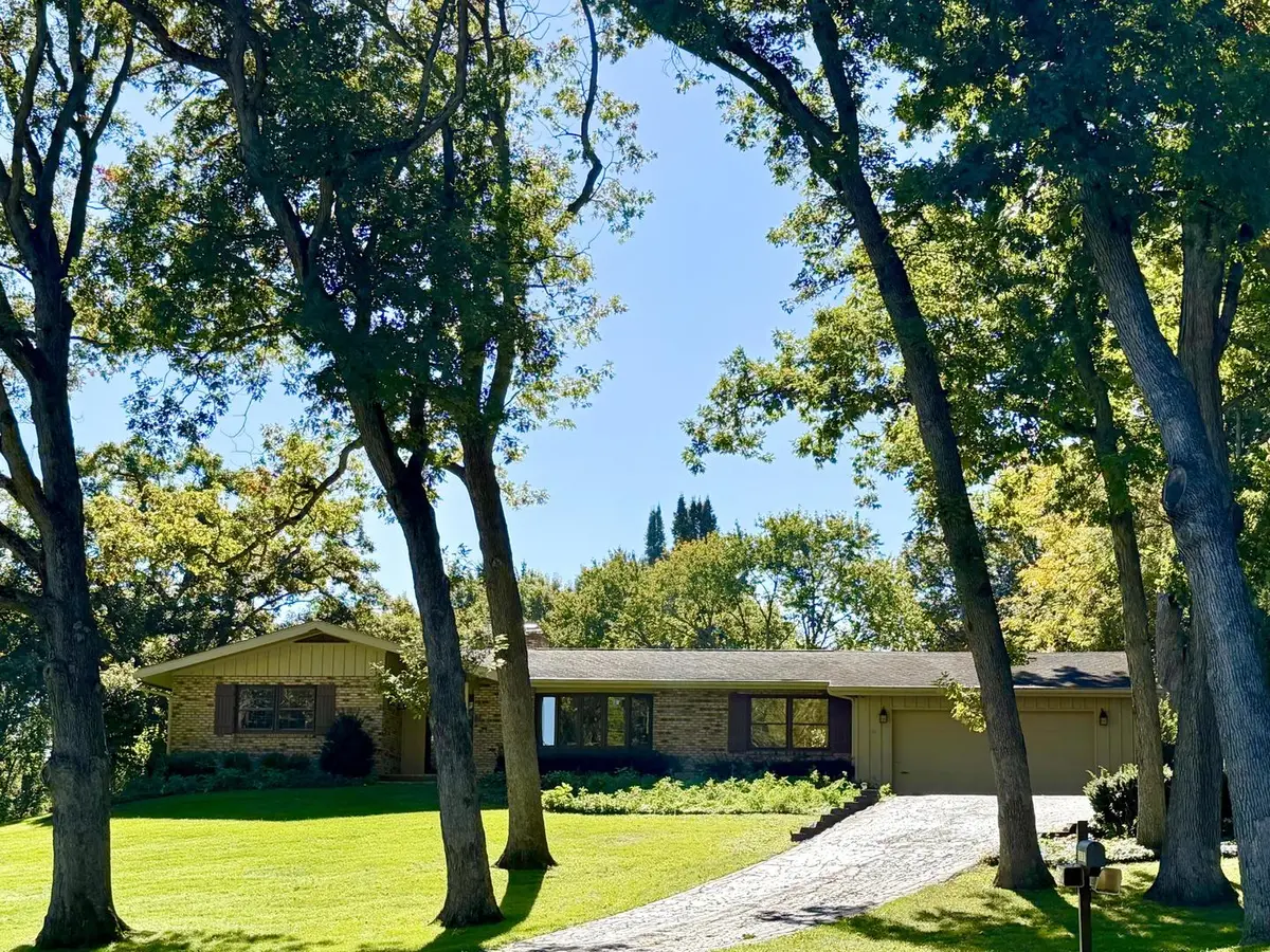 3915 N Tamarack TRL, Crystal Lake, IL 60012