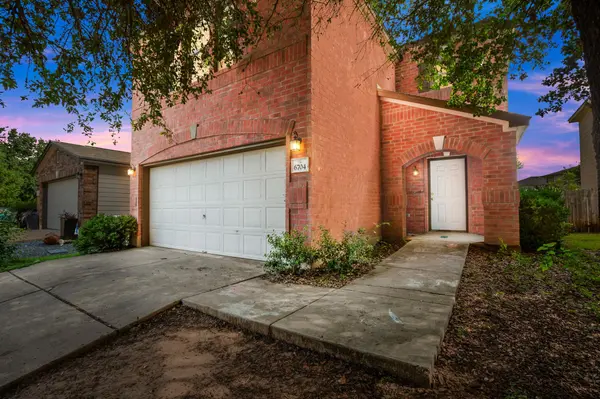 6704 Walkup LN, Austin, TX 78747