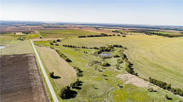00 Fm 1063, Thrall, TX 76578