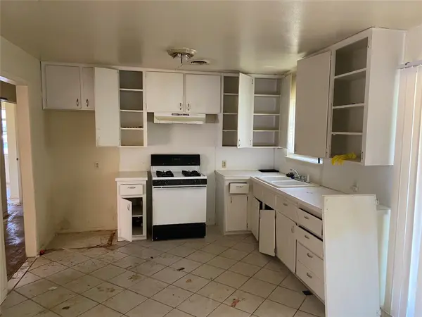 1303 Connell DR, Killeen, TX 76543