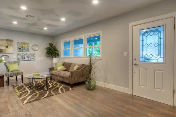 2011 Fortview RD, Austin, TX 78704