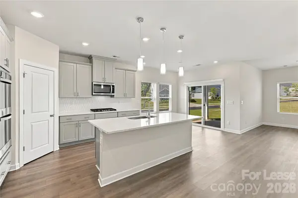1003 Alicante AVE, Charlotte, NC 28214