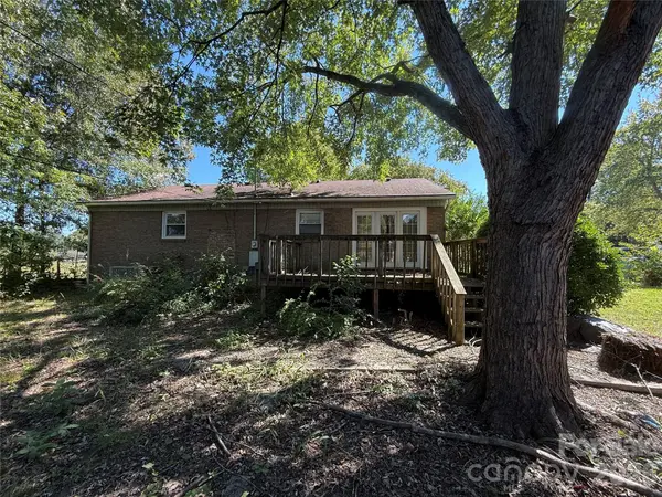 324 Briarwood DR, Dallas, NC 28034