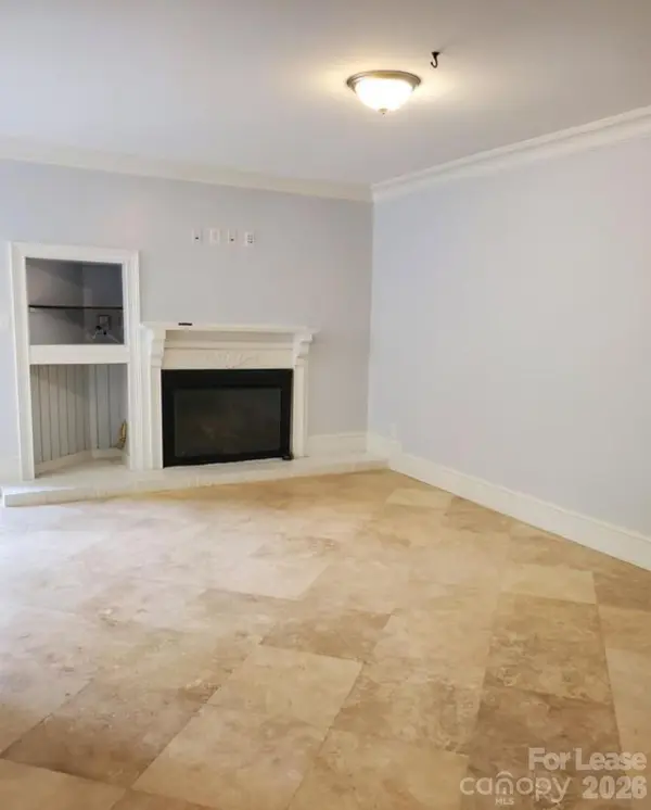 8012 Horse Chestnut LN, Charlotte, NC 28277