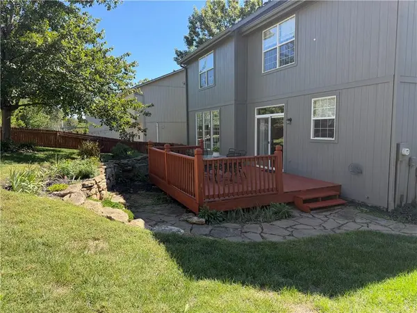 19794 W 107th ST, Olathe, KS 66061