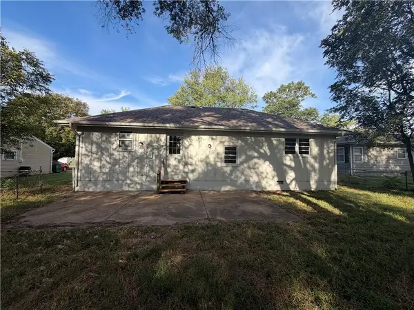 801 N Delaware ST, Butler, MO 64730