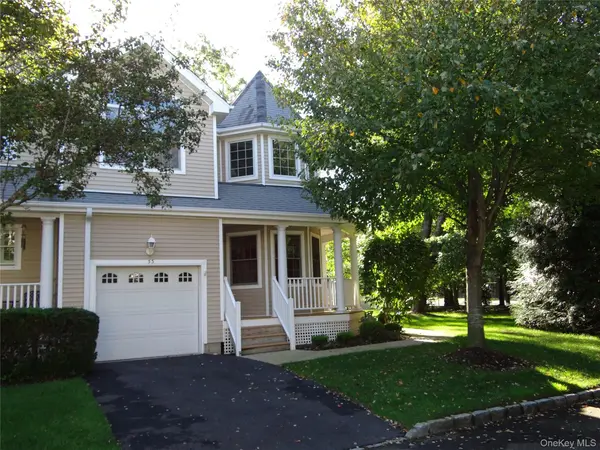 33 Blair RD, East Setauket, NY 11733