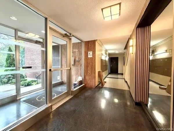 212-04 75th AVE #5K, Bayside, NY 11364