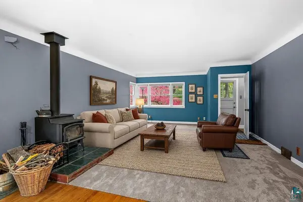 614 Sparkman Ave, Duluth, MN 55803