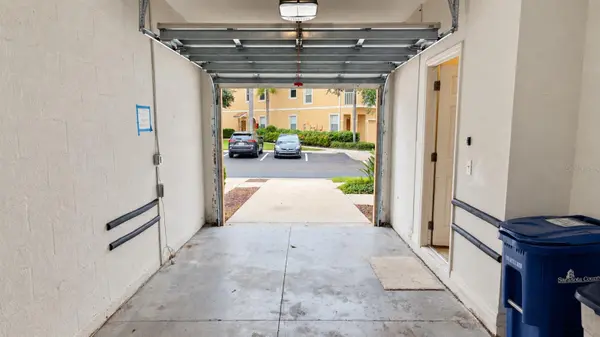 3554 PARKRIDGE CIR #31-202, Sarasota, FL 34243