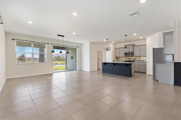 5043 STOKES WAY, Wildwood, FL 34785