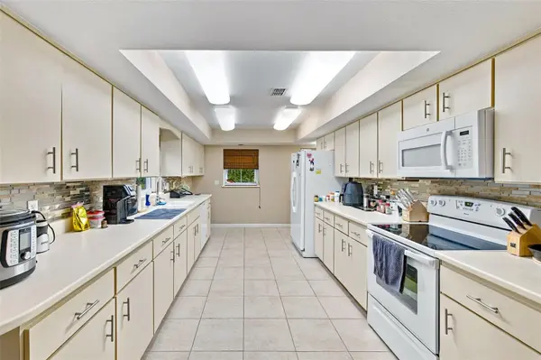 107 N CORY DR, Edgewater, FL 32141
