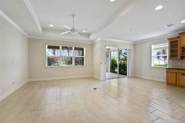 11938 AUTUMN FERN LN, Orlando, FL 32827