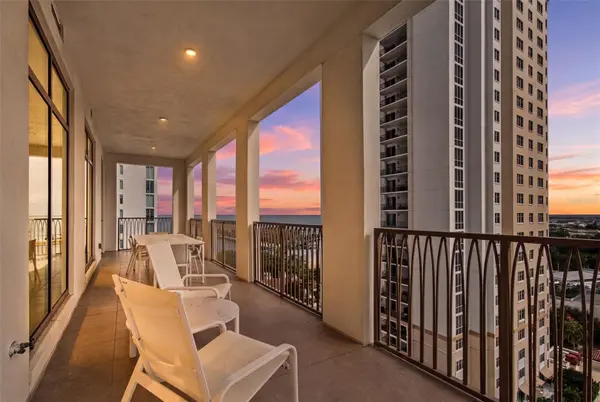 126 4TH AVE NE #1202, St Petersburg, FL 33701