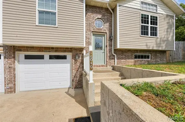 16040 Haidyn RD, St Robert, MO 65584