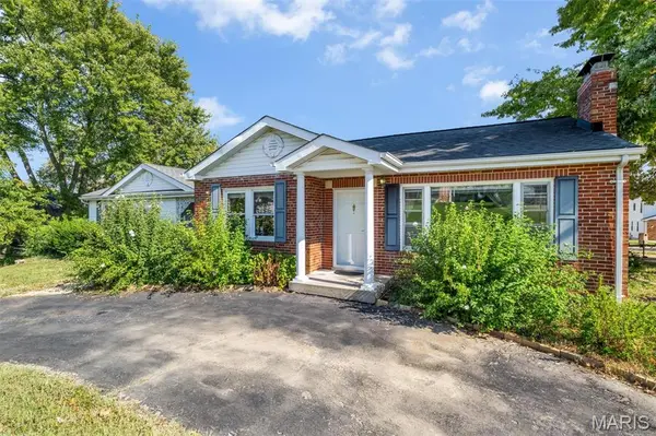 9920 Wolff DR, St Louis, MO 63123