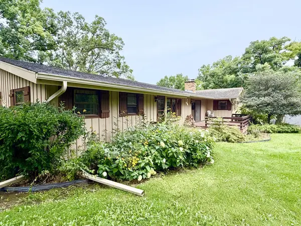 3915 N Tamarack TRL, Crystal Lake, IL 60012